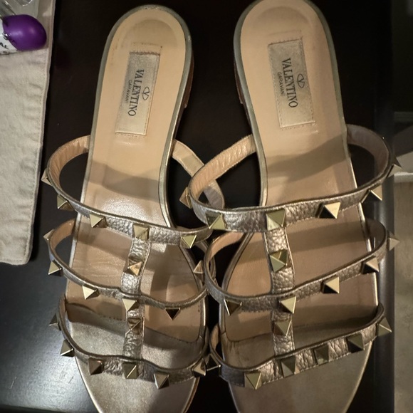 Valentino Rockstud Slide Sandal - Picture 9 of 11